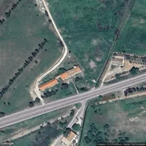 ferme-abandonnee-de-berre-letang-berre-letang-13130-1.webp